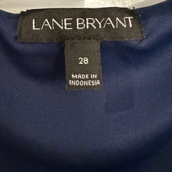 Lane Bryant | Navy Sleeveless Sheer Overlay Blouse Plus Size 28 - Picture 5 of 6